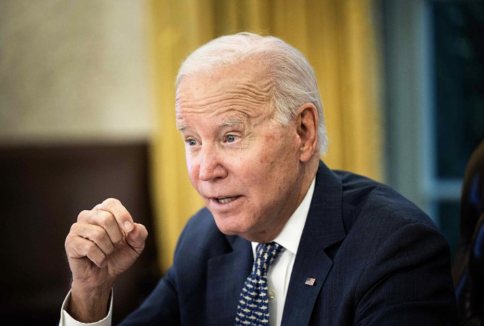 Biden (https://creativecommons.org/licenses/by/4.0/deed.en)